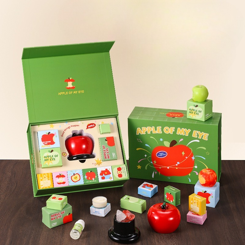 Home Fragrance Set Gift - リンゴ型の香り付きキャンドルギフトボックスセット。上品な香りのセラミック製オーナメントで、ご自宅のデスク周りの装飾に最適です。