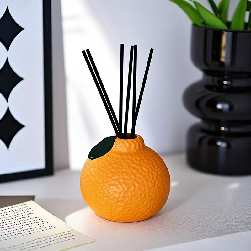 クリエイティブなシミュレーションオレンジアロマセラピーボトル - Home Fragrance Bottle のレビューと価格