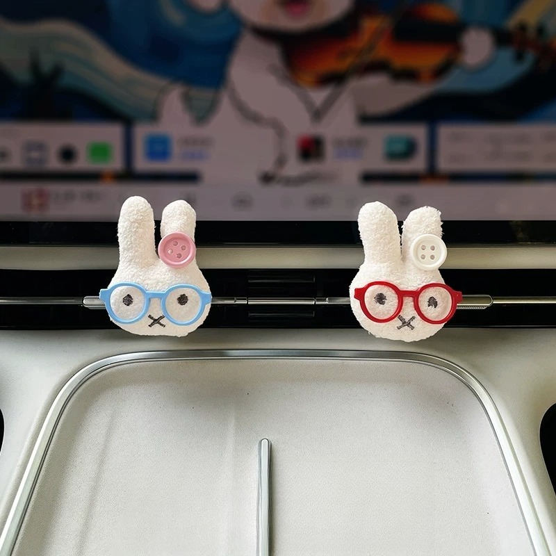 メガネをかけたかわいいウサギ車のエアベントフレグランスクリッ - Car Vent Diffuser のレビューと価格