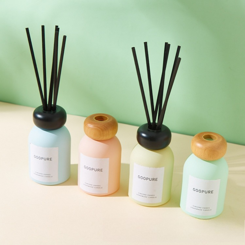 カラフルなアロマセラピーボトル、火を使わないラタン乾燥花香料 - Home Fragrance Bottle のレビューと価格