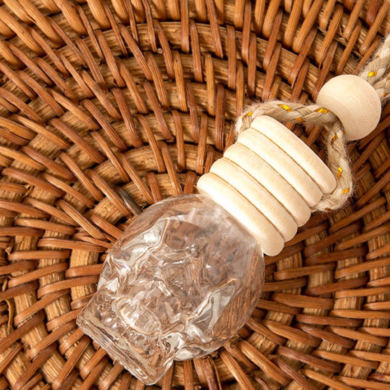 車の頭蓋骨の香水瓶、アロマテラピーエッセンシャルオイルボトル - Home Fragrance Bottle のレビューと価格